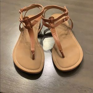 Women’s tan sandles